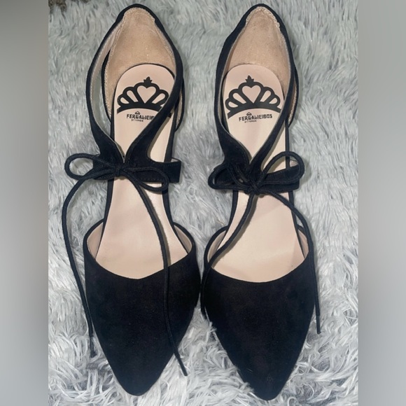 Black Heels - Picture 1 of 3